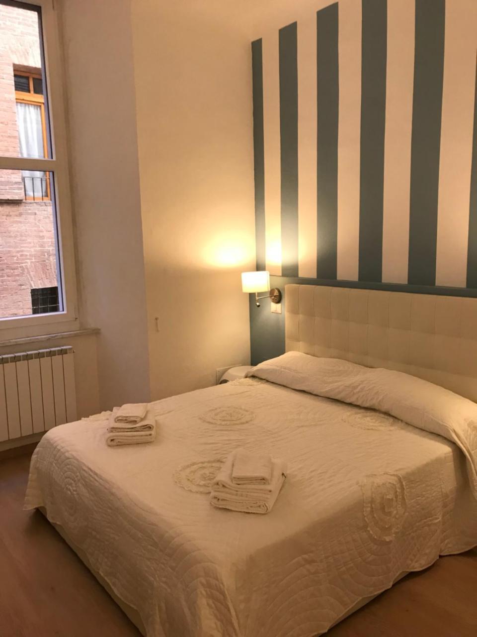 Sallustio Rooms - Rooms Only Siena Ngoại thất bức ảnh